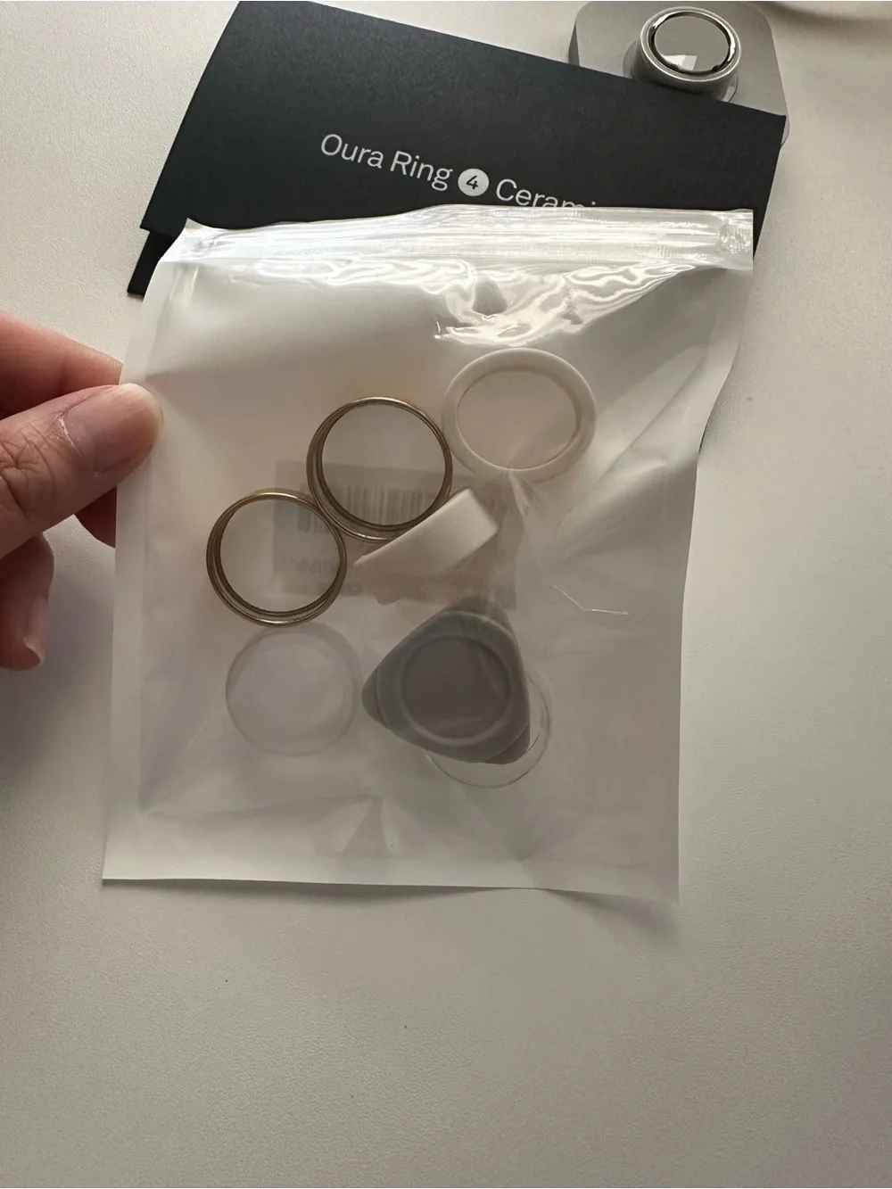 Oura Ceramic Ring size 8 (Cloud)